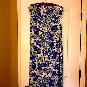 Old Navy strapless maxi dress-size M-blue & white